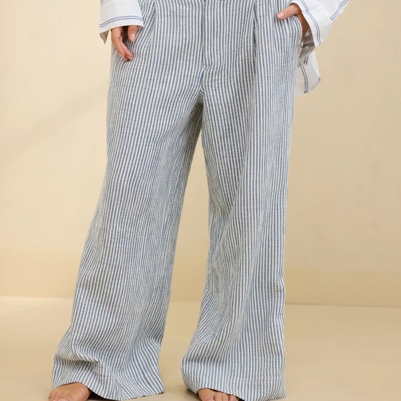 Aerie Daybreak Trouser | Marbled Blue (L) - Picture 6 of 9